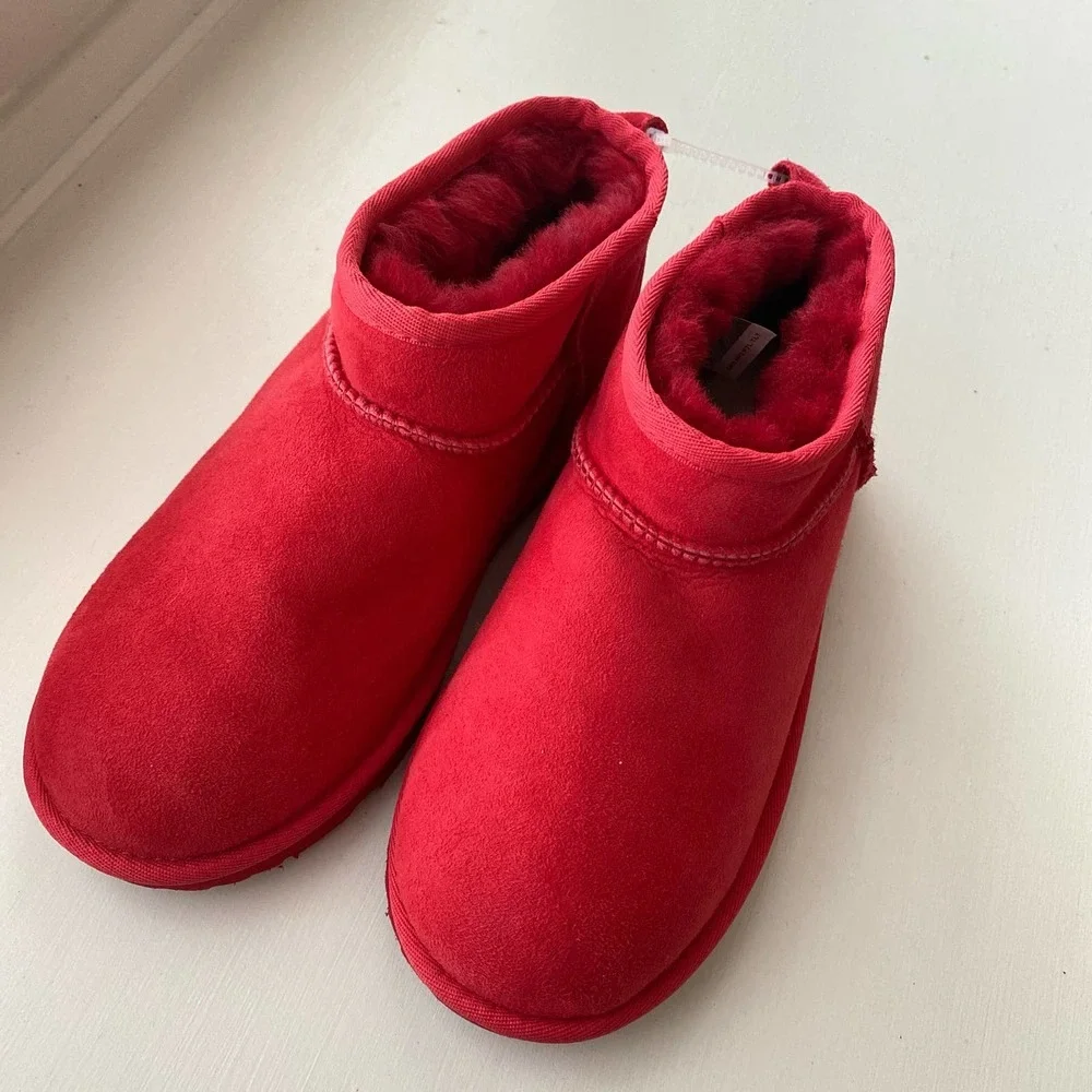 NWOT UGG Classic Kids Ultra Mini, Red, size 5 - Picture 6 of 14